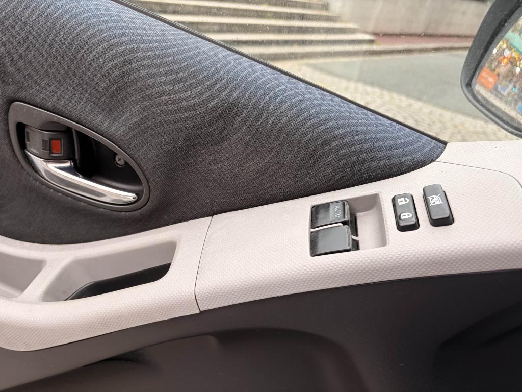 Thumbnail 25