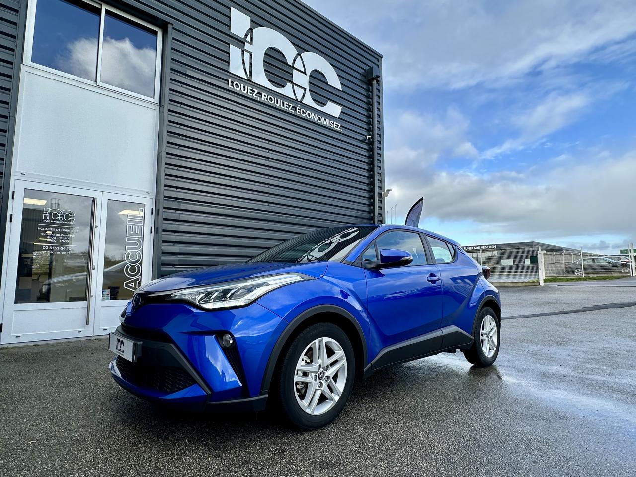 TOYOTA C-HR 1.8 Hybrid - BV e-CVT 2022  Dynamic Business