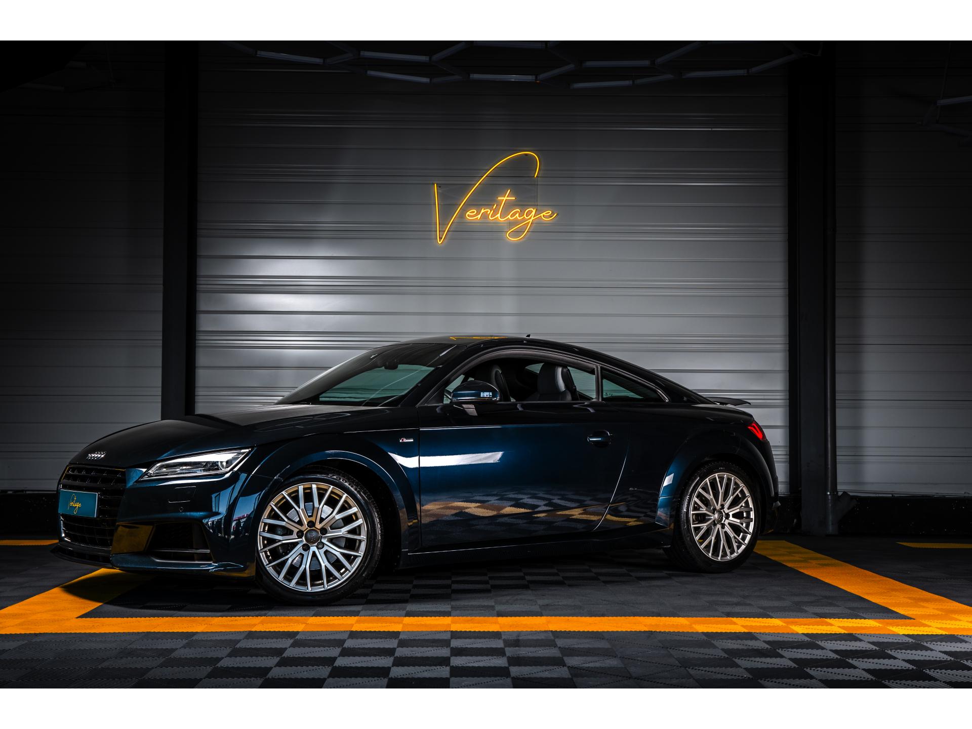 AUDI TT