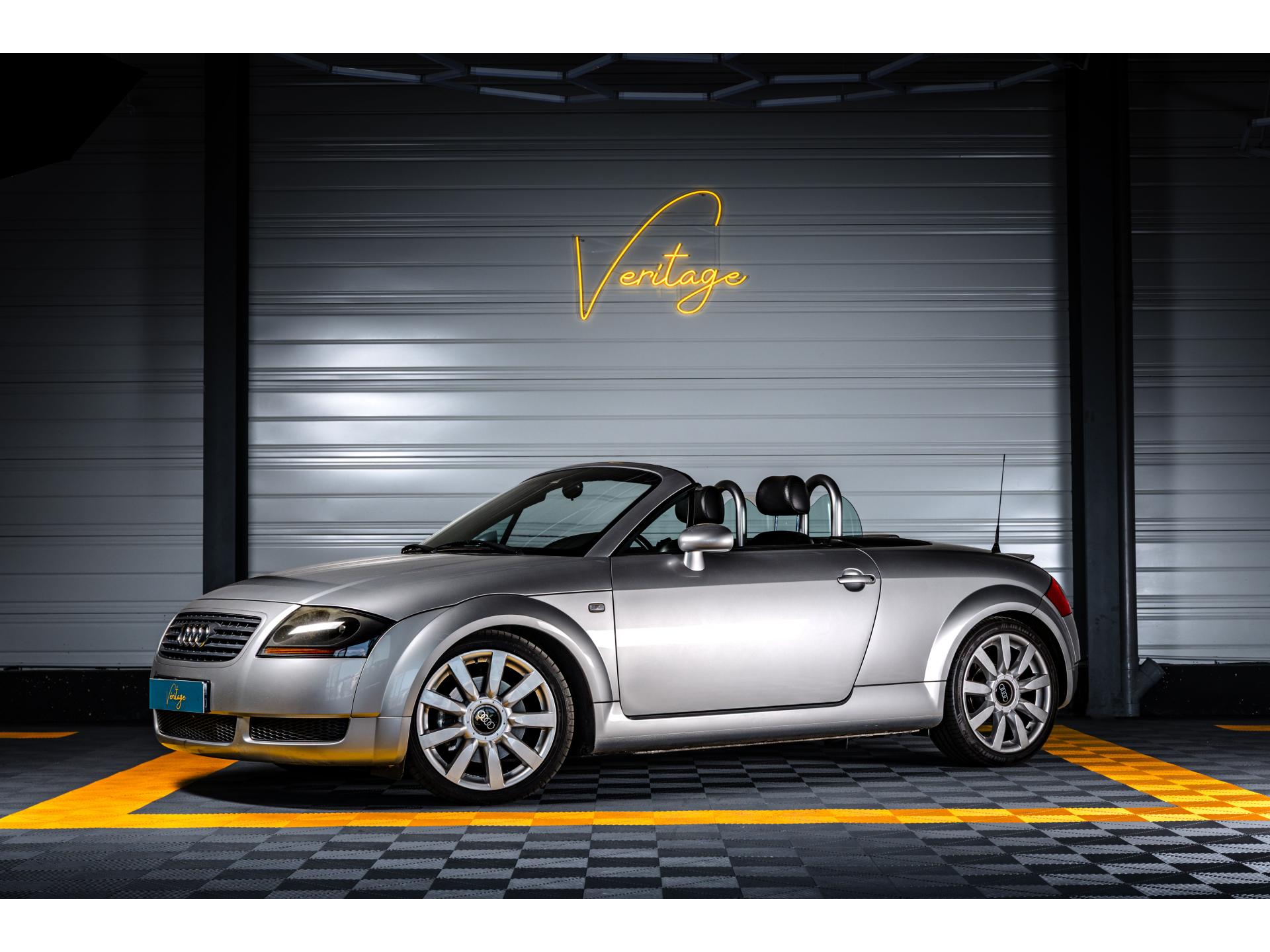 AUDI TT