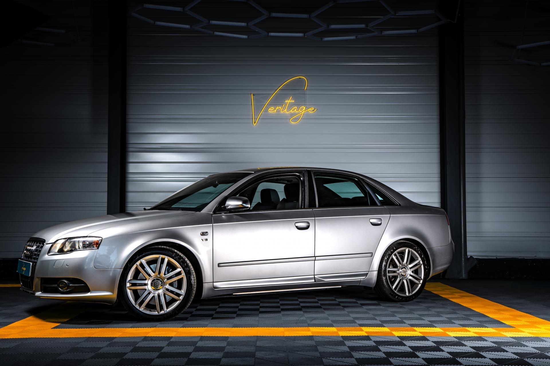 AUDI S4 B7 4.2 V8 344ch Tiptronic - Suivi complet - Etat exemplaire