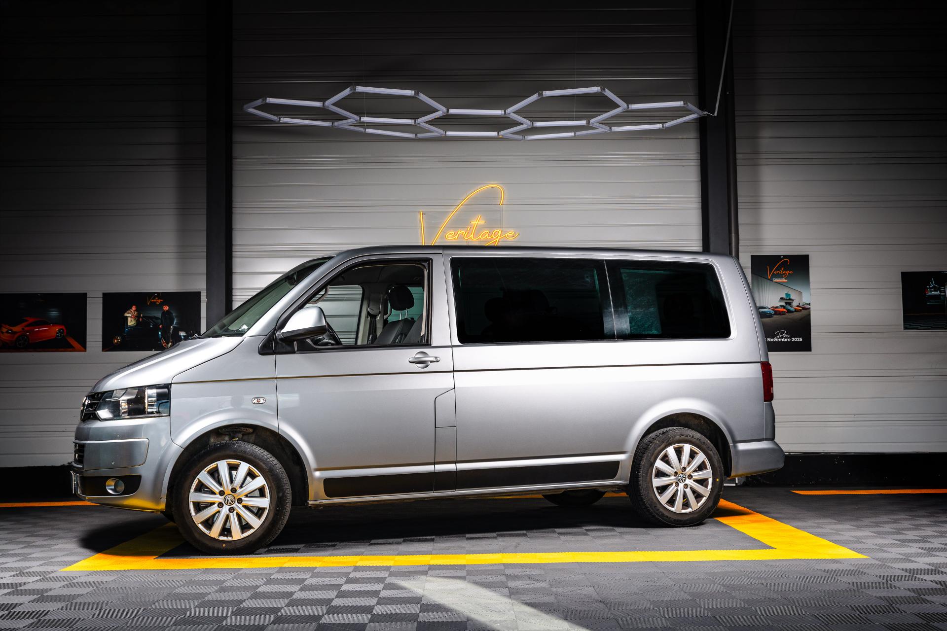 VOLKSWAGEN TRANSPORTER