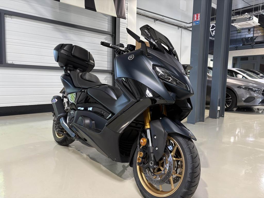 YAMAHA T-MAX