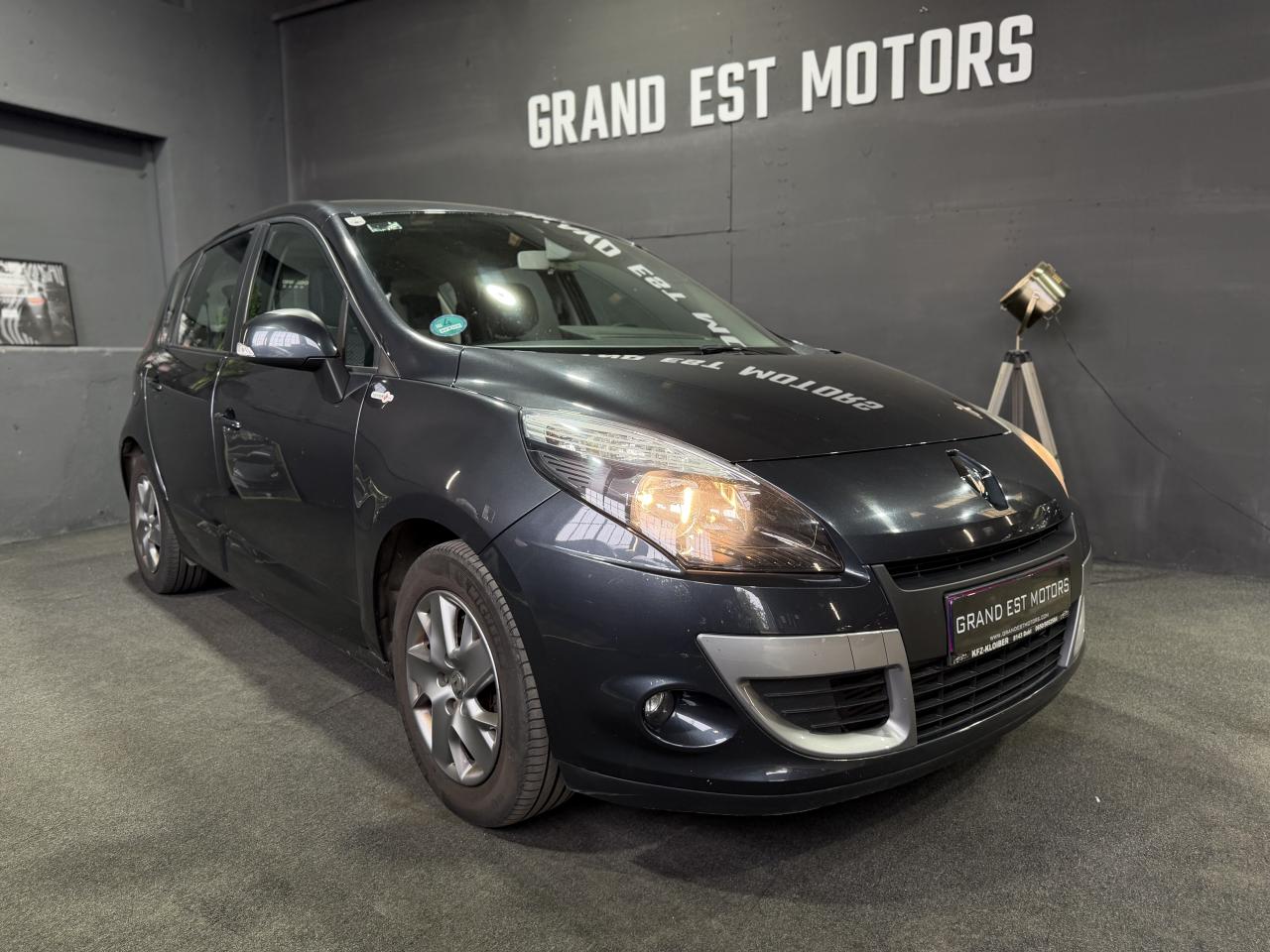 RENAULT SCENIC