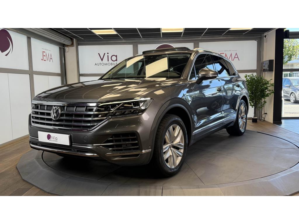 VOLKSWAGEN TOUAREG 3.0 V6 TDI 286 - 2019 - Carat Exclusive - Toit ouvrant - Matrix LED - Origine France