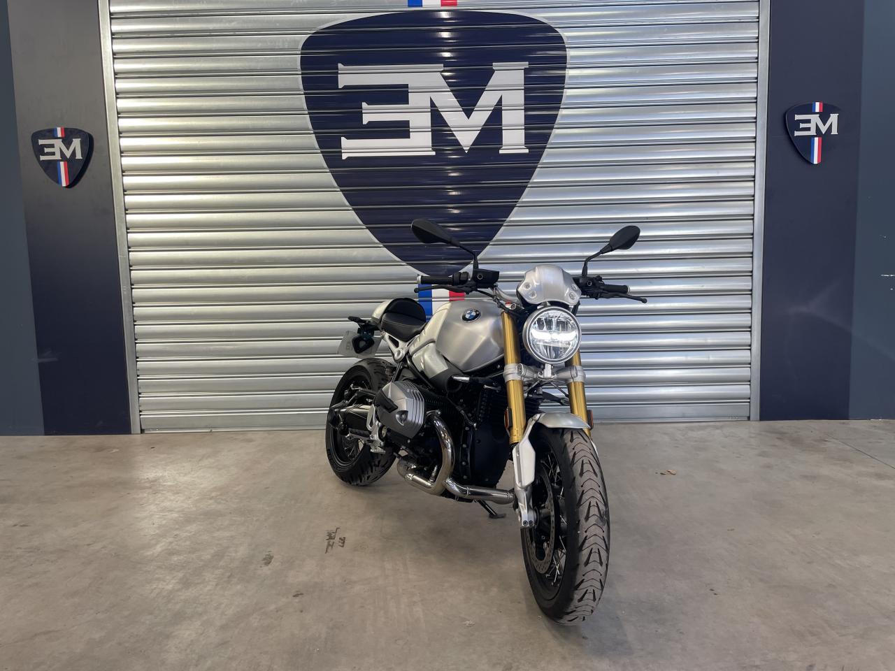 BMW R 12 MINET