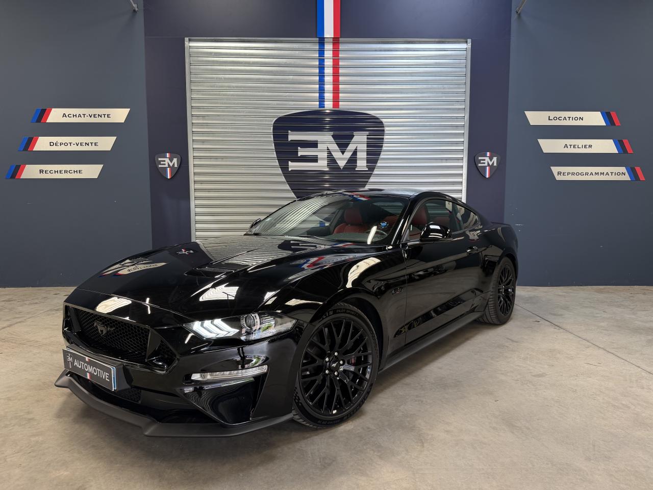 FORD MUSTANG
