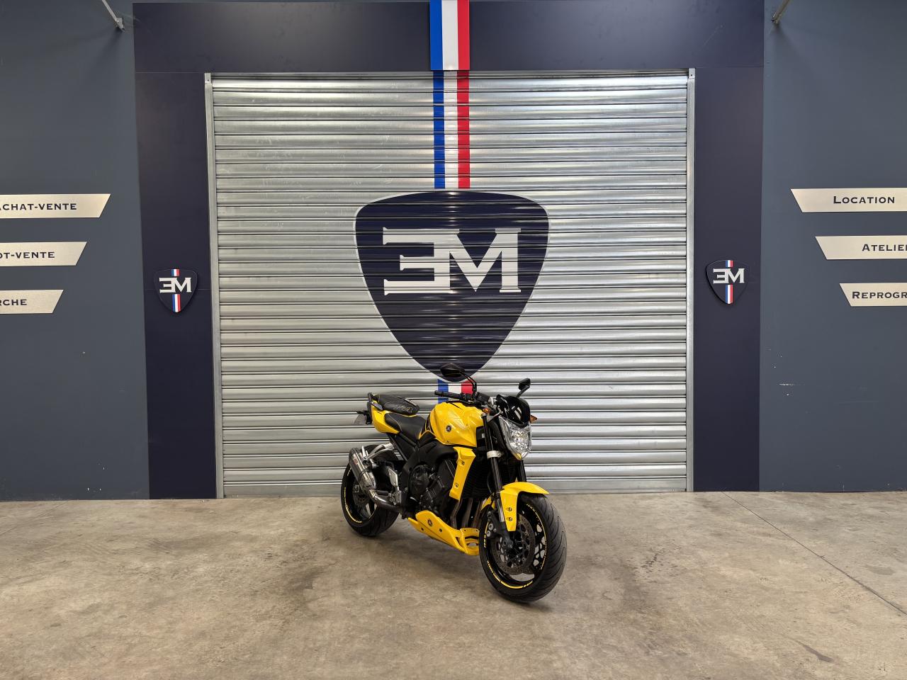 YAMAHA FZ1