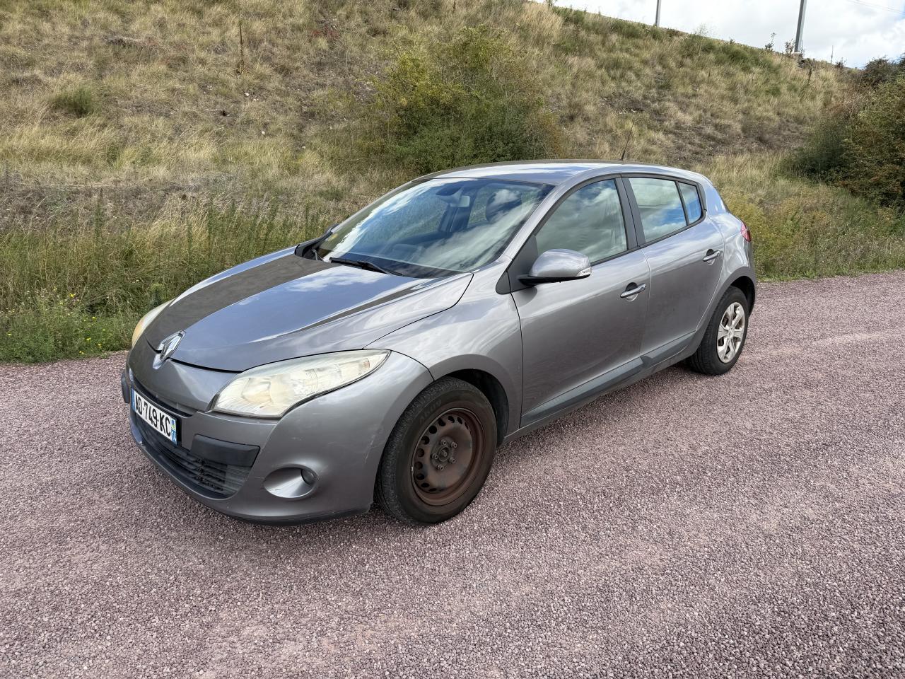 RENAULT MEGANE