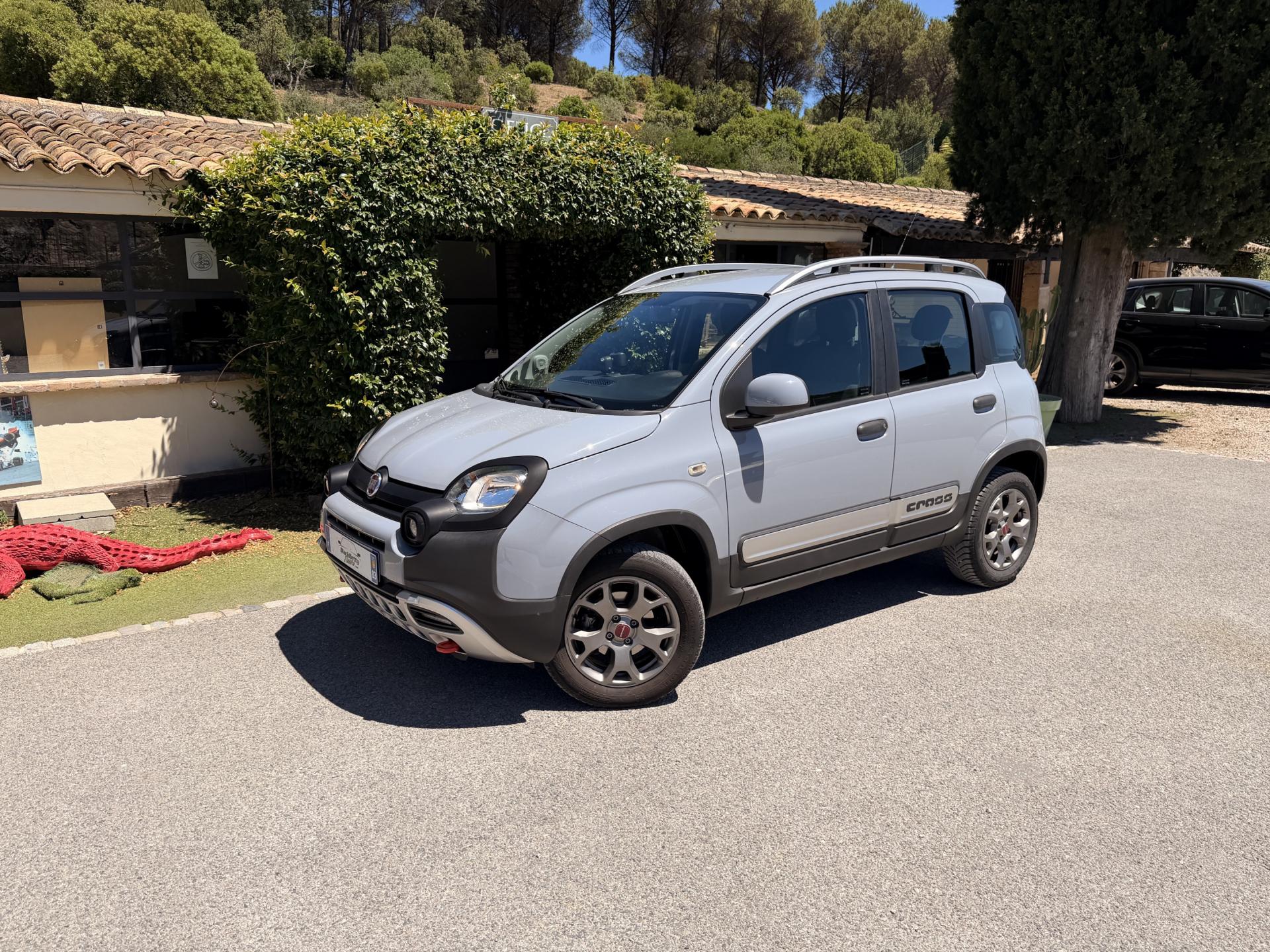 FIAT PANDA 1.2i - 69 Euro 6 III City Cross Plus