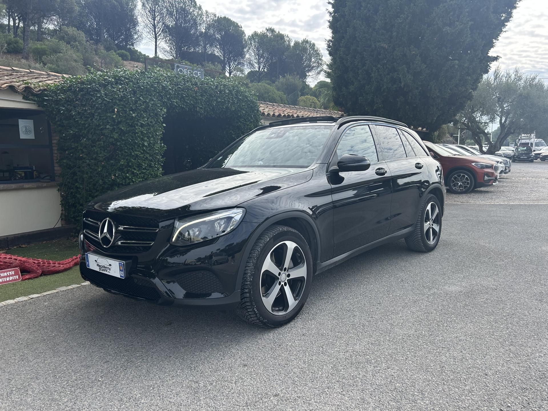 MERCEDES GLC