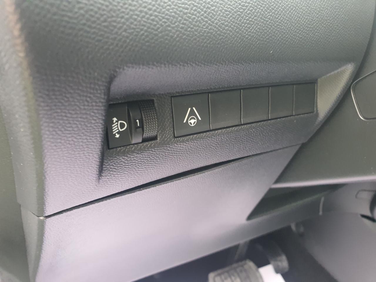 PEUGEOT 2008 1.2i Hybrid - 145 - BV e-DCS6  II  Allure PHASE 2