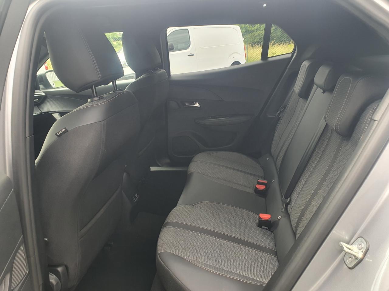 PEUGEOT 2008 1.2i Hybrid - 145 - BV e-DCS6  II  Allure PHASE 2