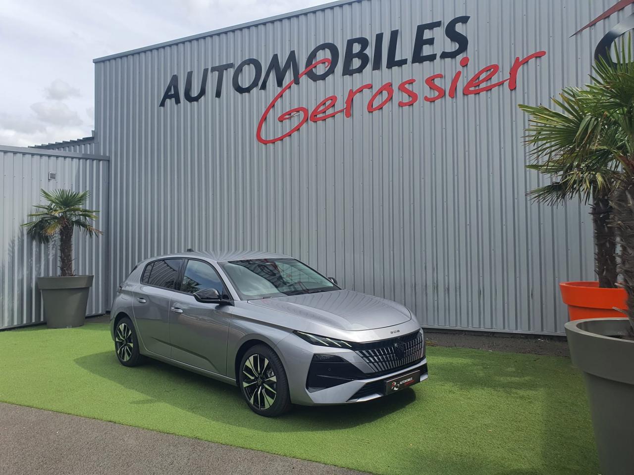 PEUGEOT 308