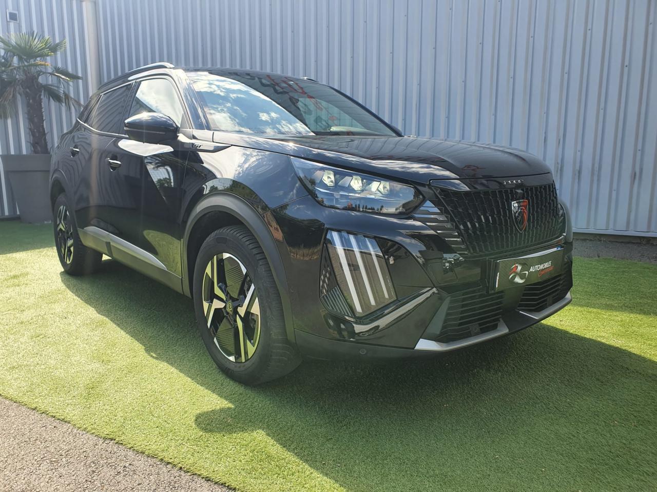 PEUGEOT 2008 1.2i Hybrid - 145 - BV e-DCS6  II GT PHASE 2