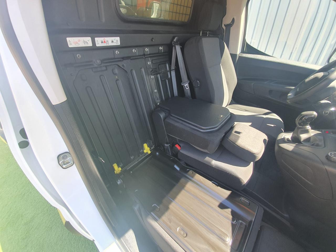 PEUGEOT PARTNER Standard 650KG 1.5 BlueHDi S&S - 100  3 PL  PHASE 1