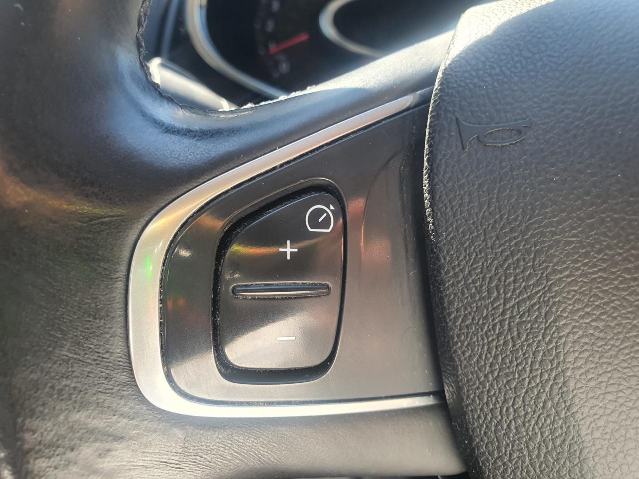RENAULT CLIO 1.2 Energy TCe - 120  Intens