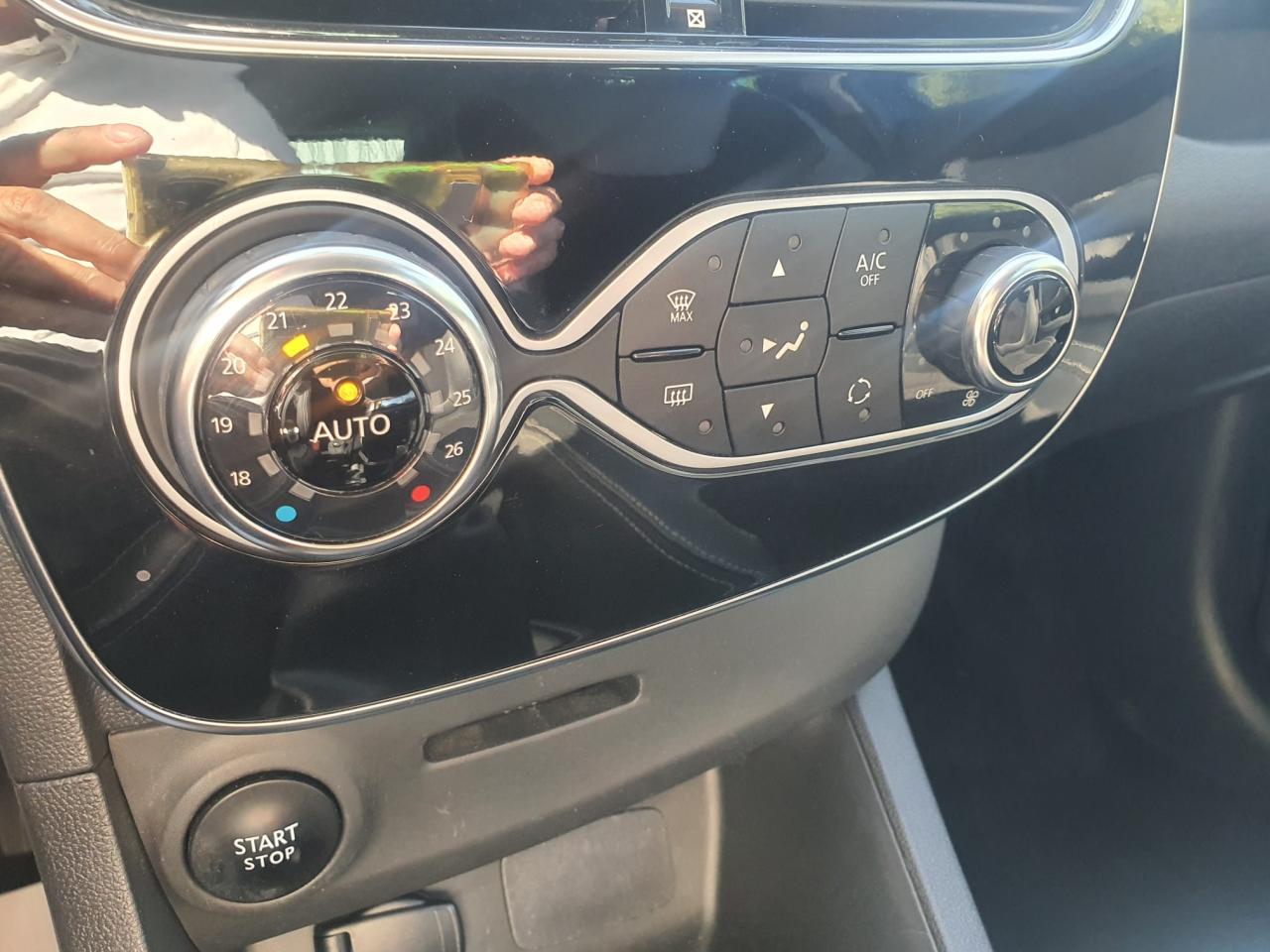 RENAULT CLIO 1.2 Energy TCe - 120  Intens
