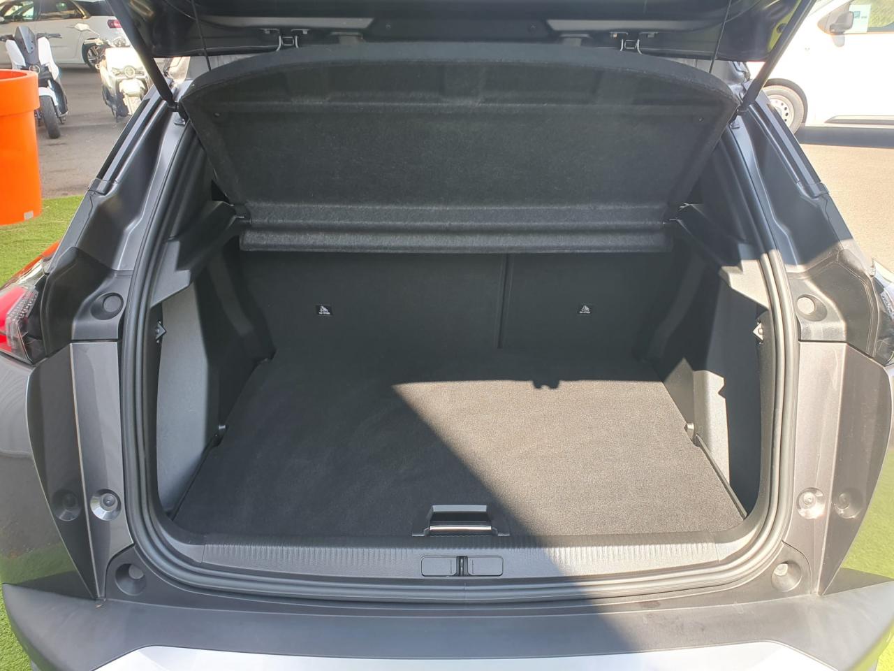 PEUGEOT 2008 1.5 BlueHDi S&S - 130 - BV EAT8  II GT TOIT OUVRANT