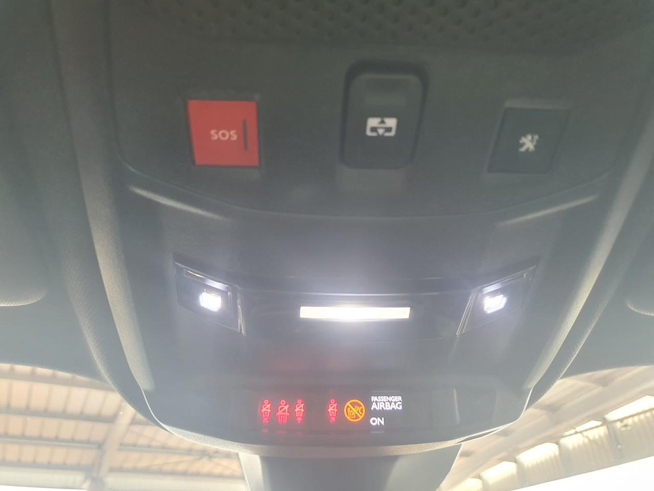 PEUGEOT 2008 1.5 BlueHDi S&S - 130 - BV EAT8  II GT TOIT OUVRANT