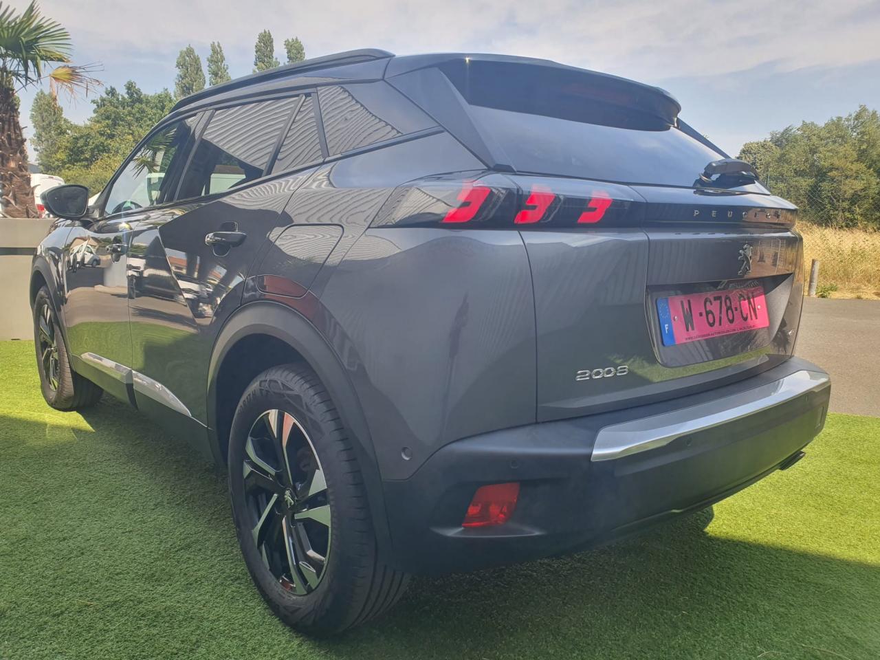 PEUGEOT 2008 1.5 BlueHDi S&S - 130 - BV EAT8  II GT TOIT OUVRANT