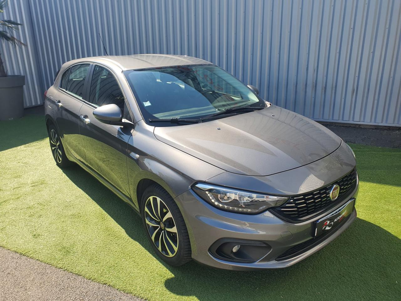 FIAT TIPO 1.4i - 95  5P BERLINE Easy