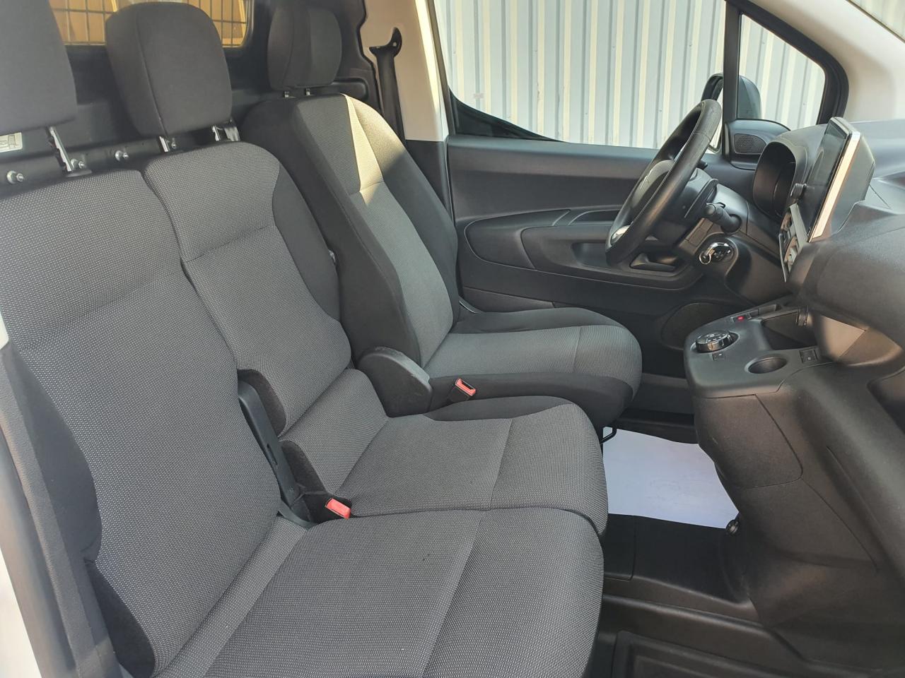 CITROEN BERLINGO 1.5 BlueHDi S&S - 130 - BV EAT8  III  M Driver 650 kg  3PL