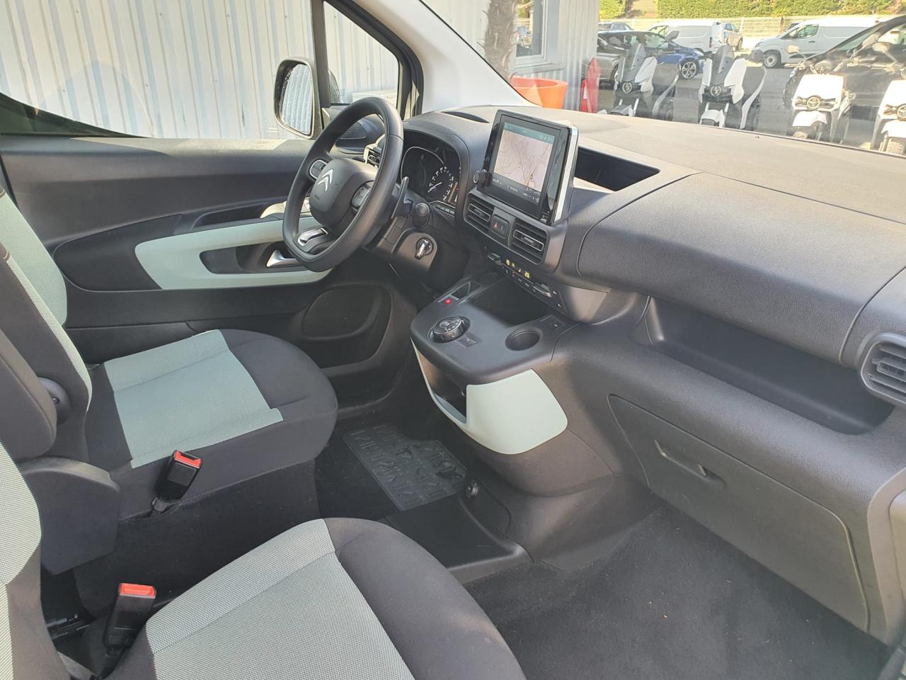 CITROEN BERLINGO 1.5 BlueHDi S&S - 130  M Feel Pack eat8