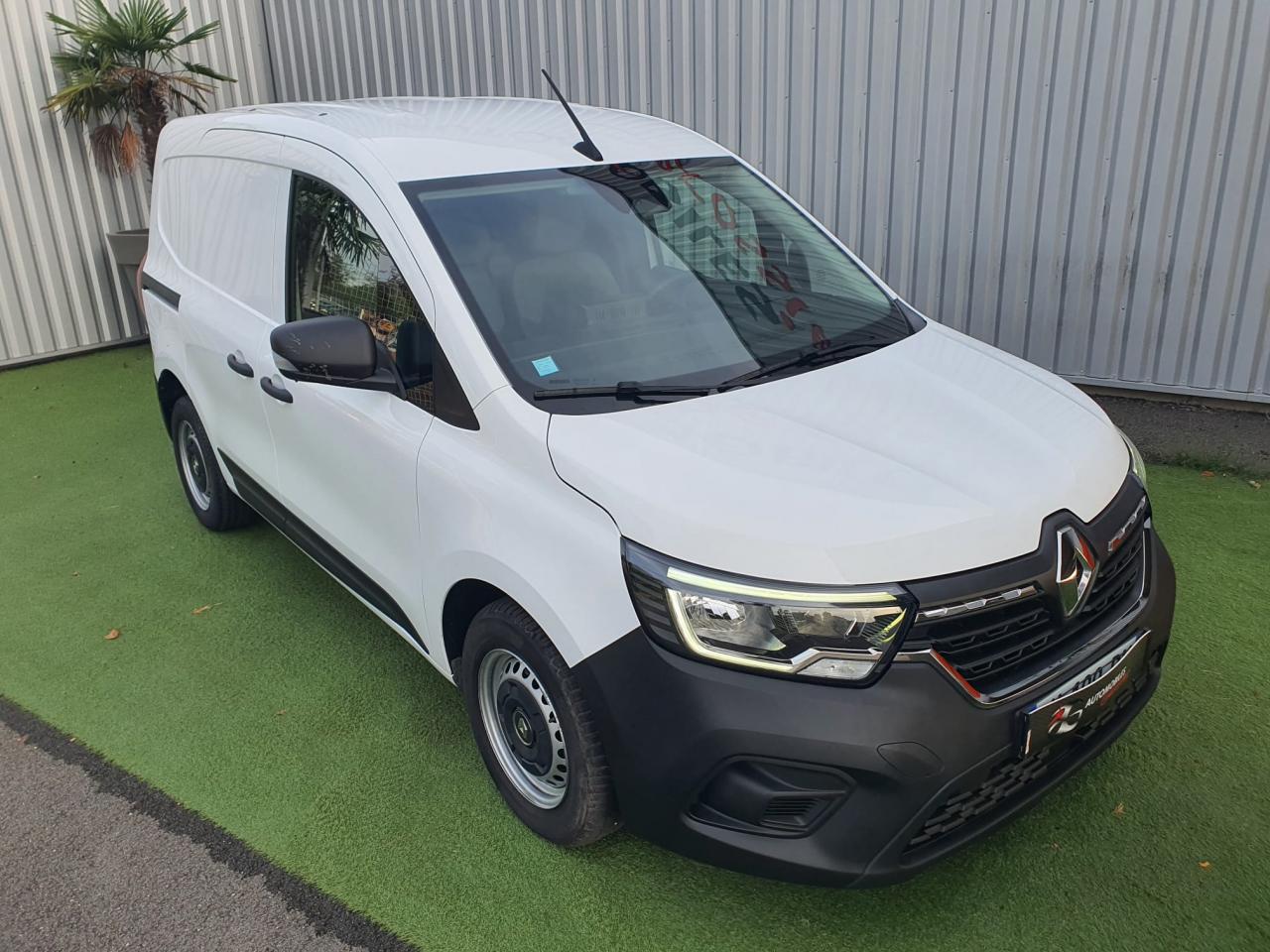 RENAULT KANGOO L1 1.5 Blue dCi - 95  III VAN L1 Grand Confort 3 PL