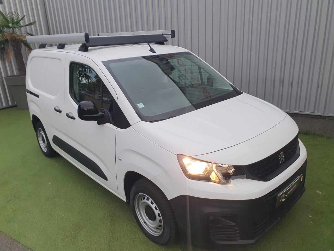 PEUGEOT PARTNER 650KG 1.5 BlueHDi S&S - 100  III  Asphalt  3 PL
