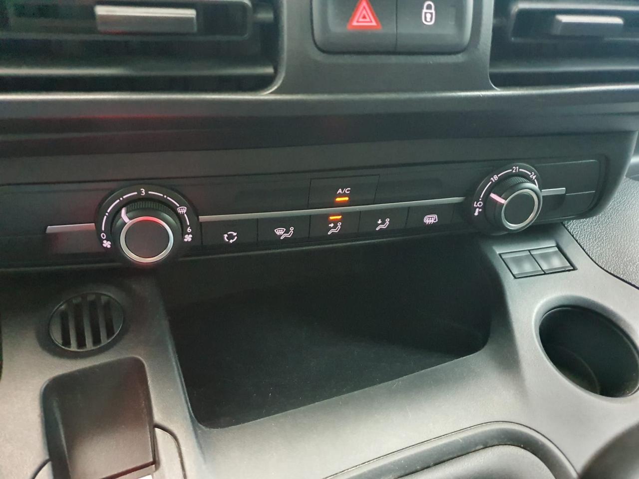 PEUGEOT PARTNER 650KG 1.5 BlueHDi S&S - 100  III  Asphalt  3 PL