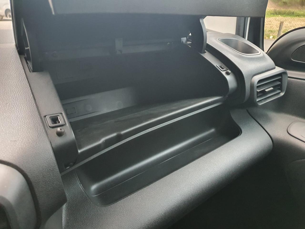 PEUGEOT PARTNER 650KG 1.5 BlueHDi S&S - 100  III  Asphalt  3 PL