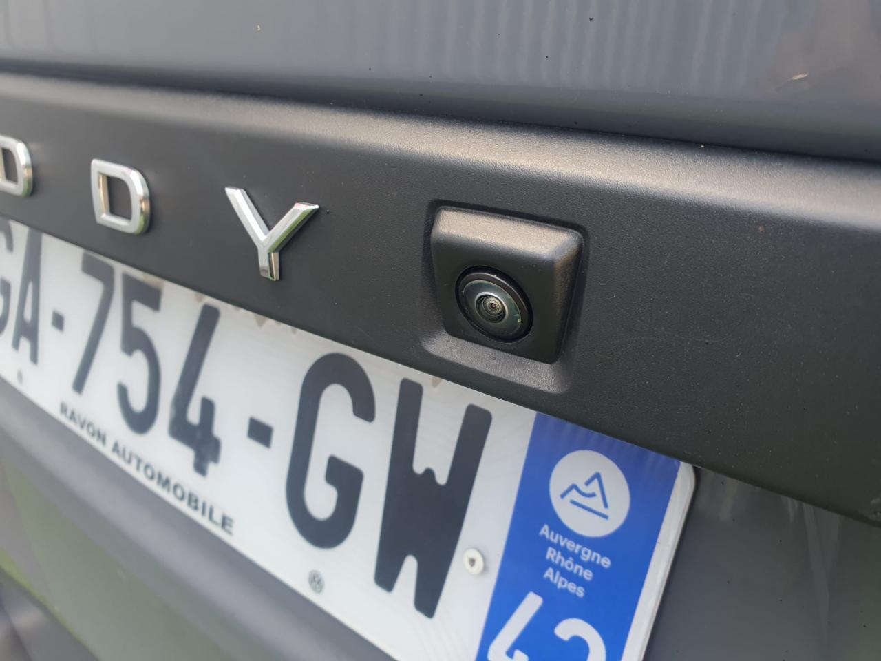 VOLKSWAGEN CADDY 2.0 16V TDI - 102 Business 1st Edition