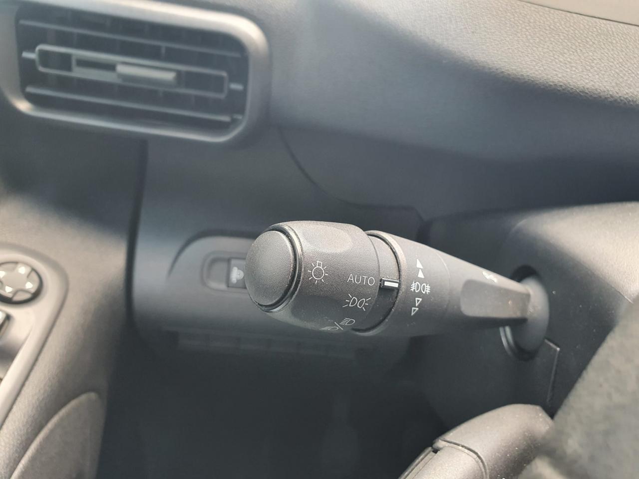 PEUGEOT PARTNER Standard 650KG 1.5 BlueHDi S&S - 100  III Asphalt 3 PL