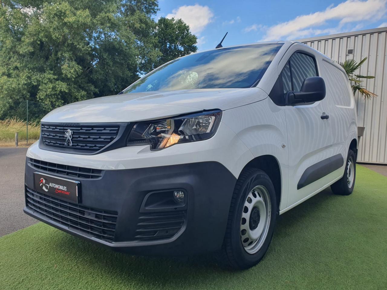 PEUGEOT PARTNER Standard 650KG 1.5 BlueHDi S&S - 100  III Asphalt 3 PL