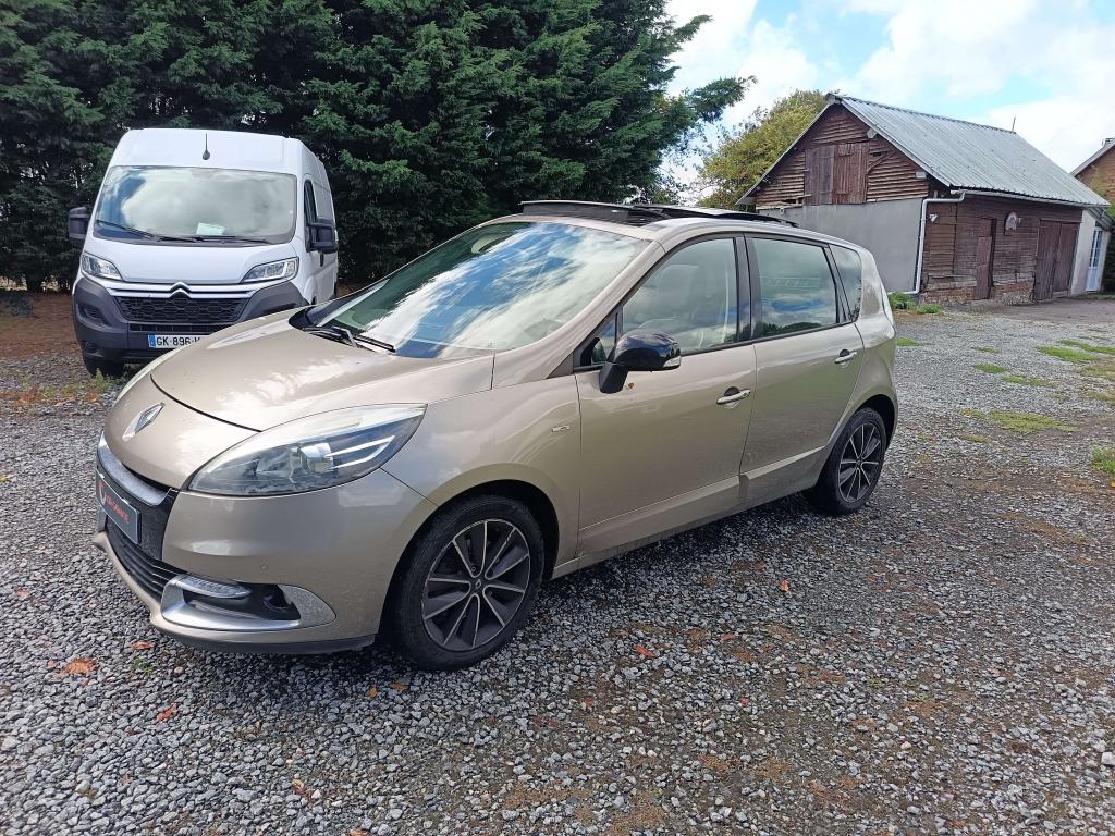 RENAULT SCENIC