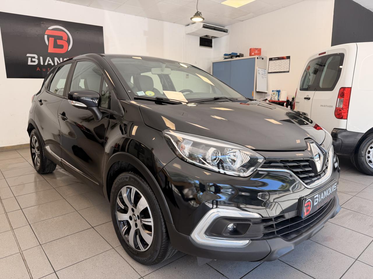 RENAULT CAPTUR