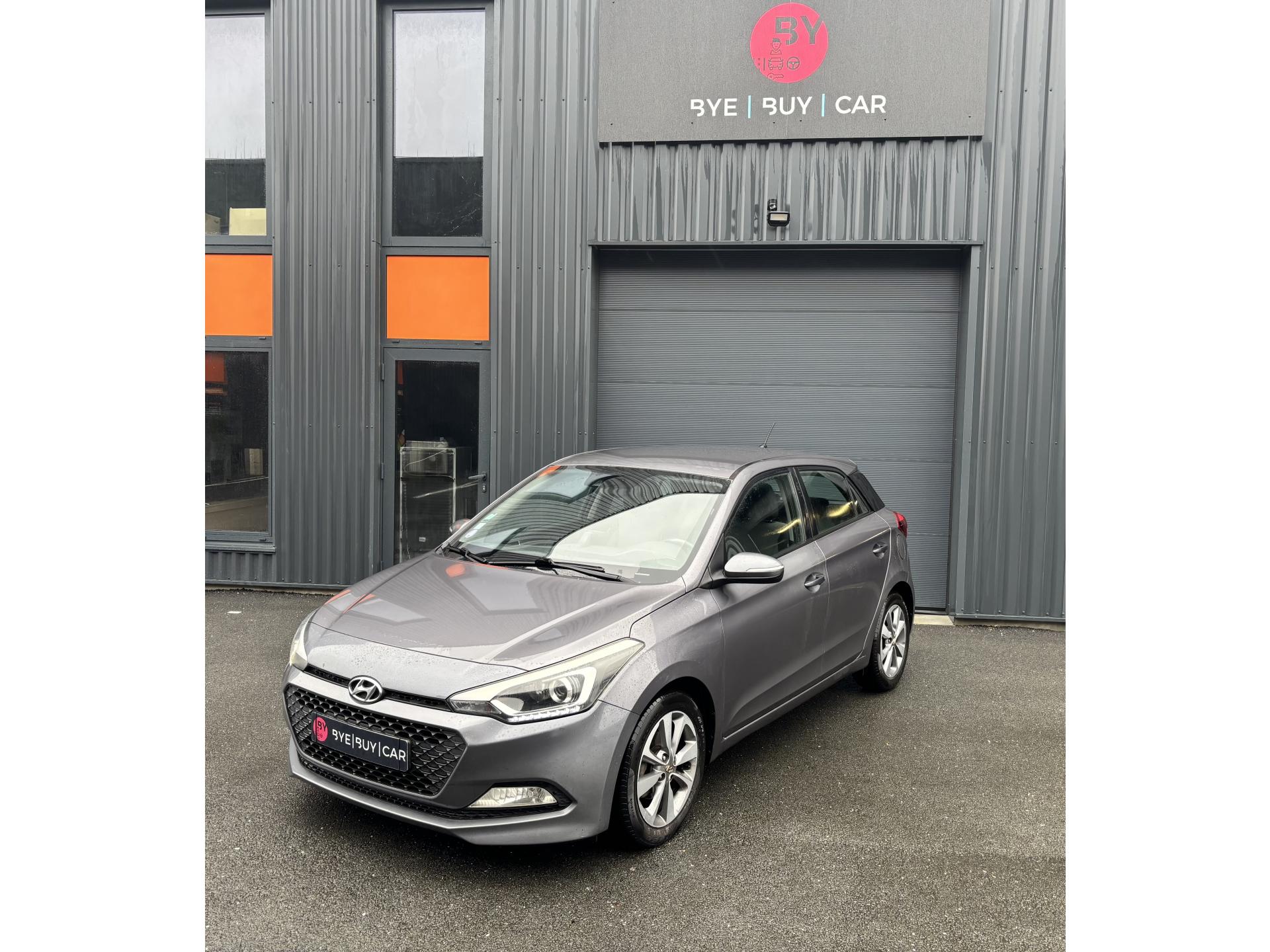 HYUNDAI i20 1.4i - 100 BERLINE Intuitive Plus PHASE 1