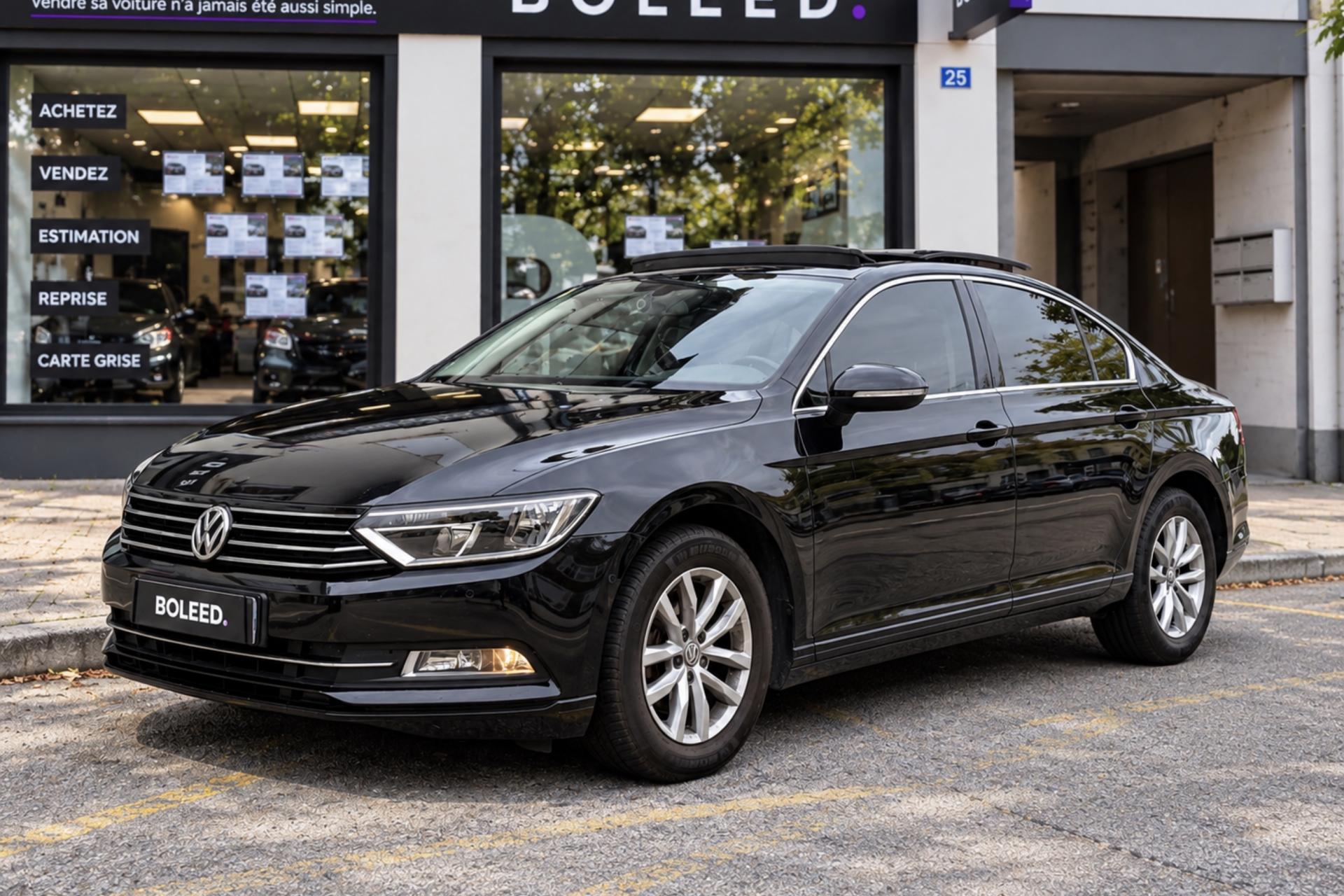 VOLKSWAGEN PASSAT VOLKSWAGEN 1.6 TDI 120 DSG7 TOIT OUVRANT CAMÉRA ENTRETIEN