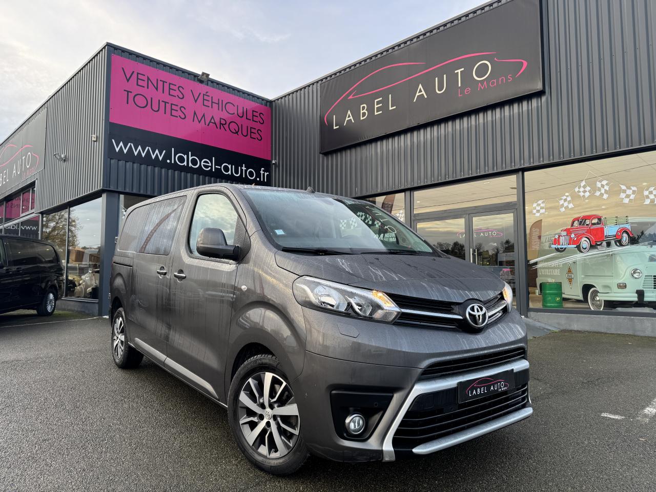 TOYOTA PROACE