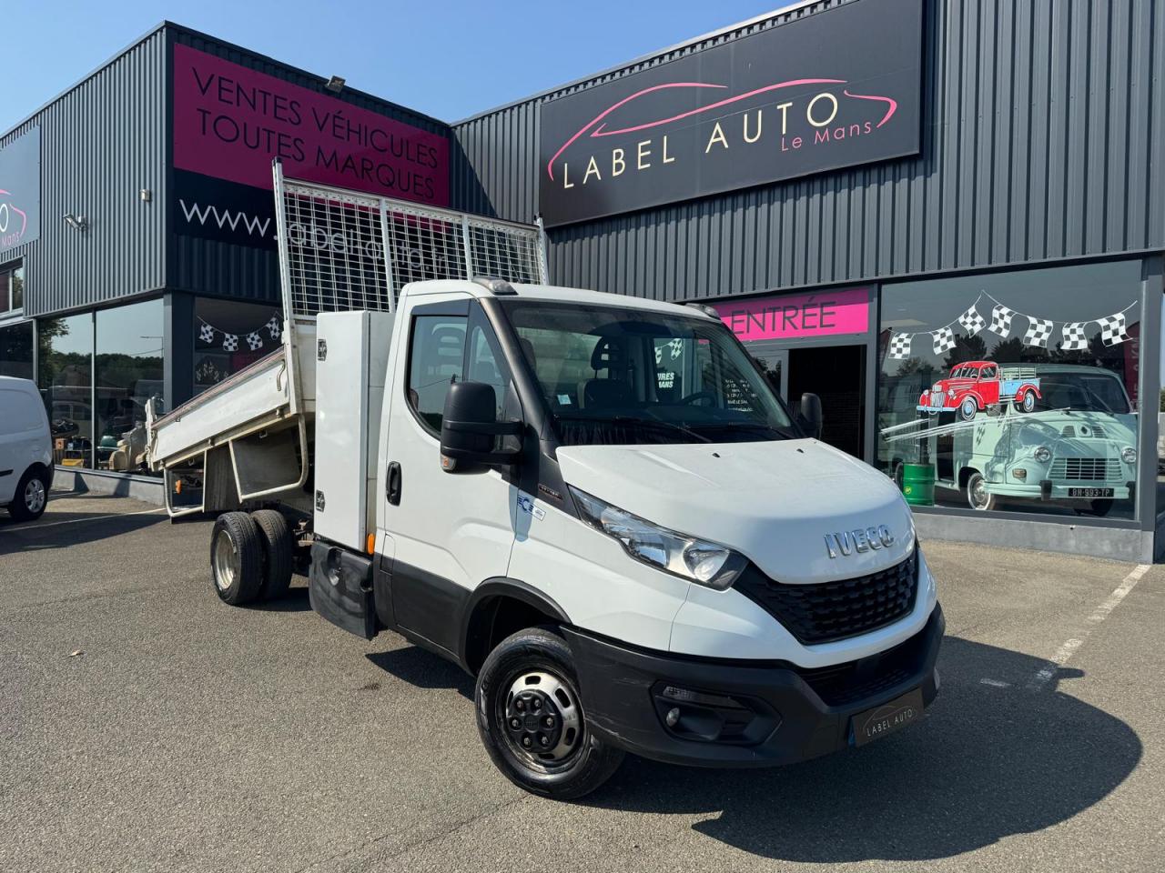 IVECO DAILY 35 C 16 3.0 160 ch Benne + Coffre Roues jumelées