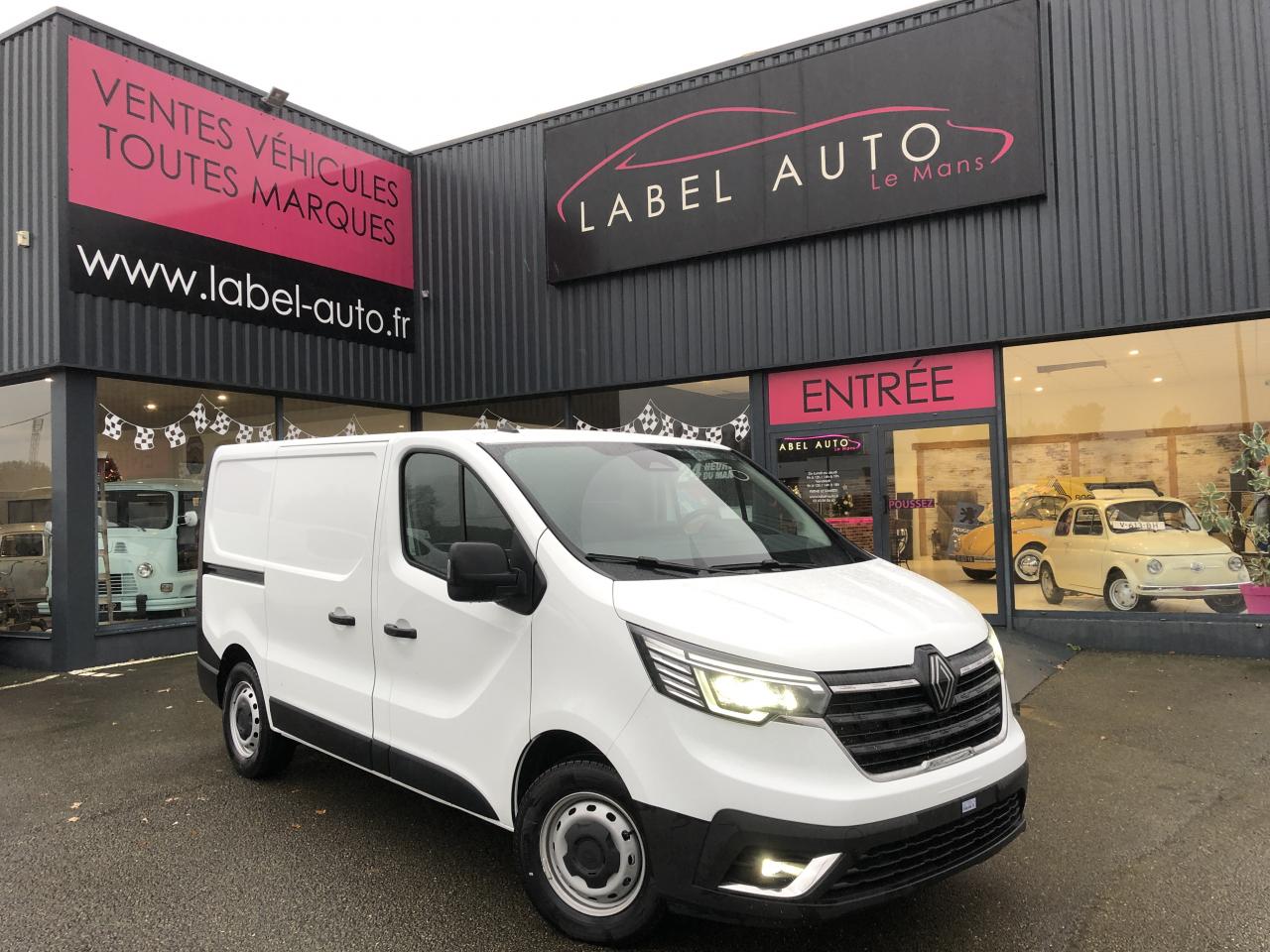RENAULT TRAFIC