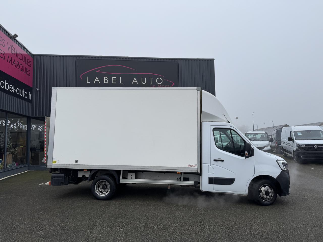 RENAULT MASTER 3T5 CAISSE 20M3 HAYON 2.3 DCI 145CH CONFORT