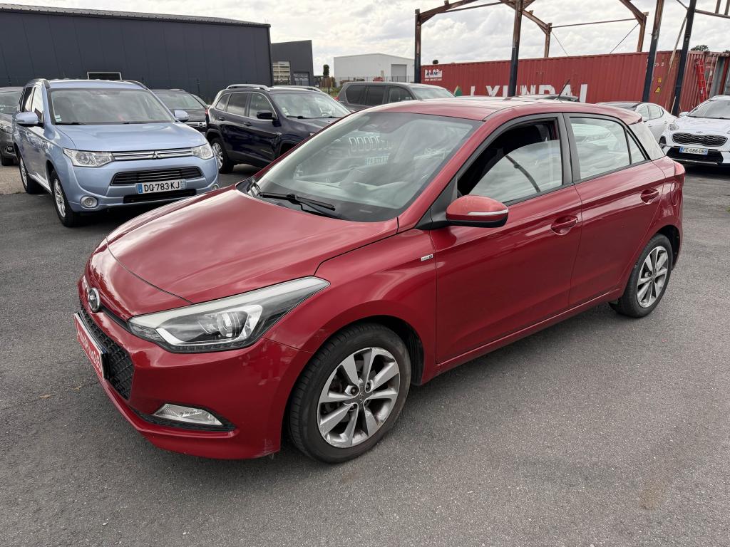 HYUNDAI i20 1.1 CRDi - 75 II 2014 BERLINE Intuitive Plus PHASE 1