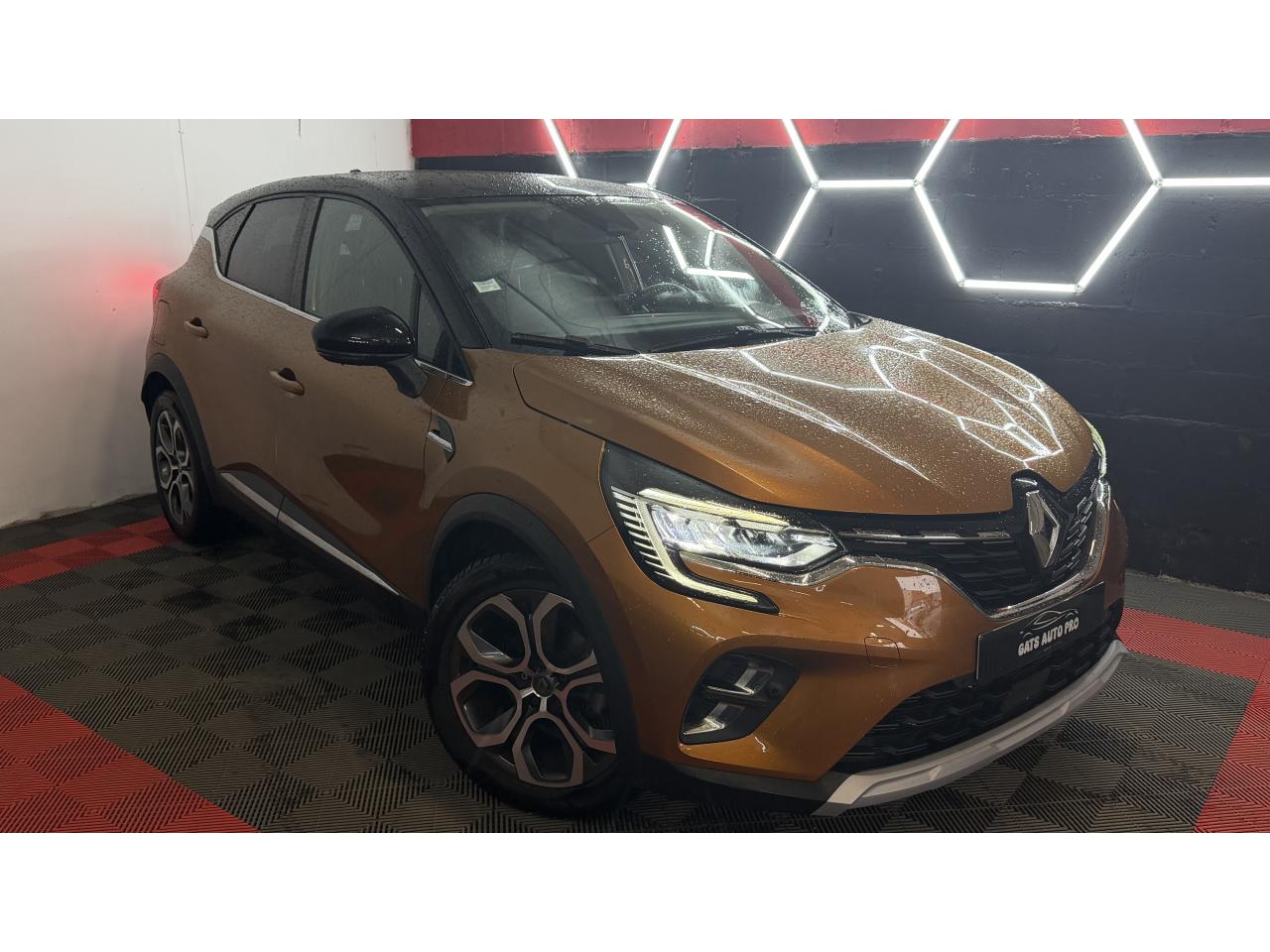 RENAULT CAPTUR