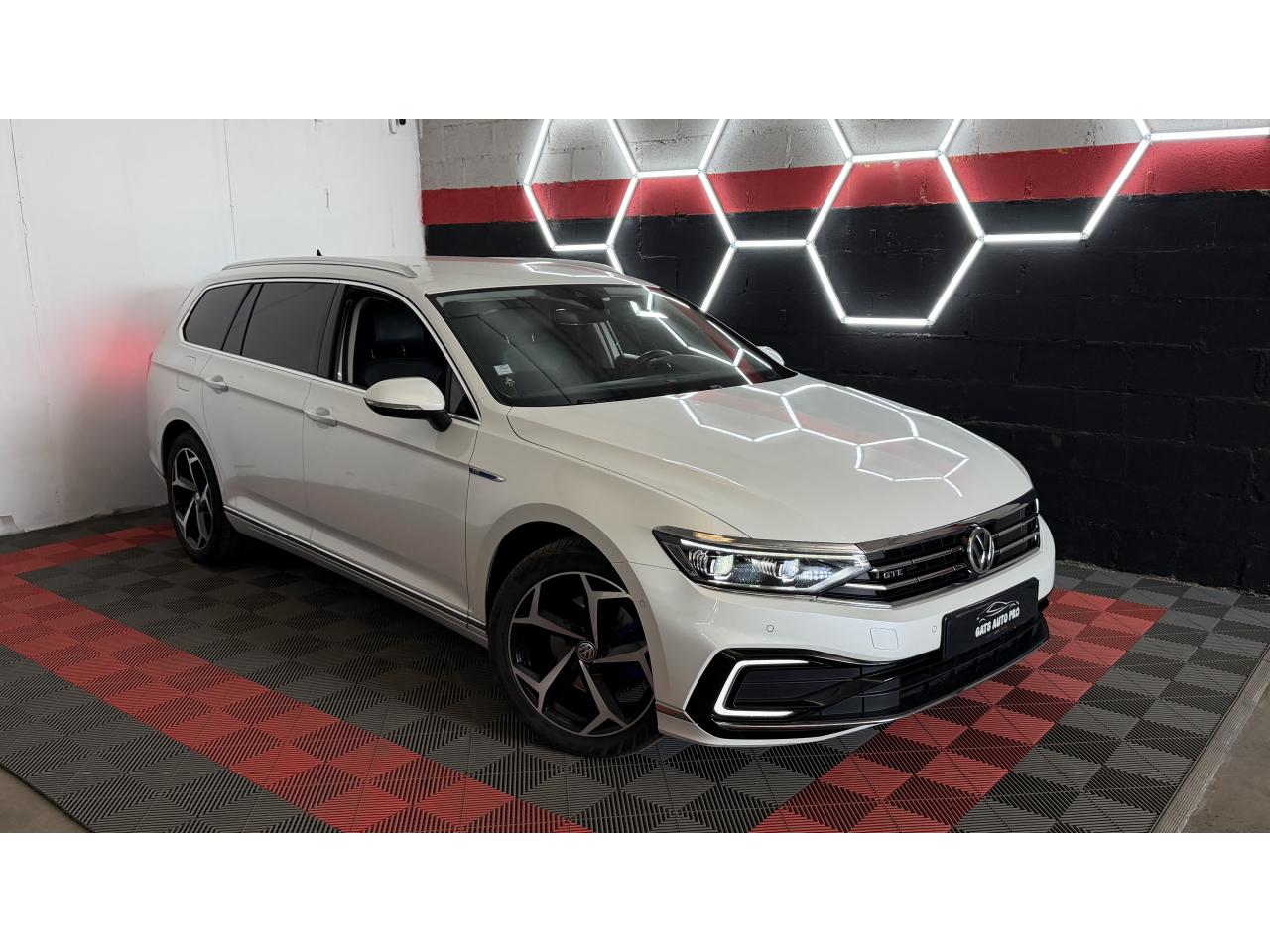 VOLKSWAGEN PASSAT GTE SW 1.4TSI Hybrid Rechargeable - 218cv - BV DSG 6 - FULL ENTRETIEN