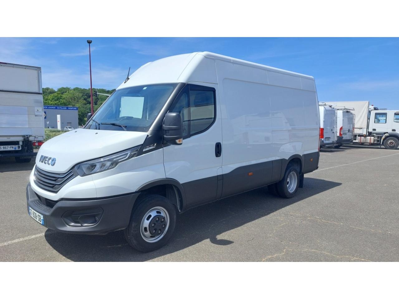 IVECO DAILY 35-180 H-Matic (35C18V12 A8) Fourgon tôlé 12 m3
