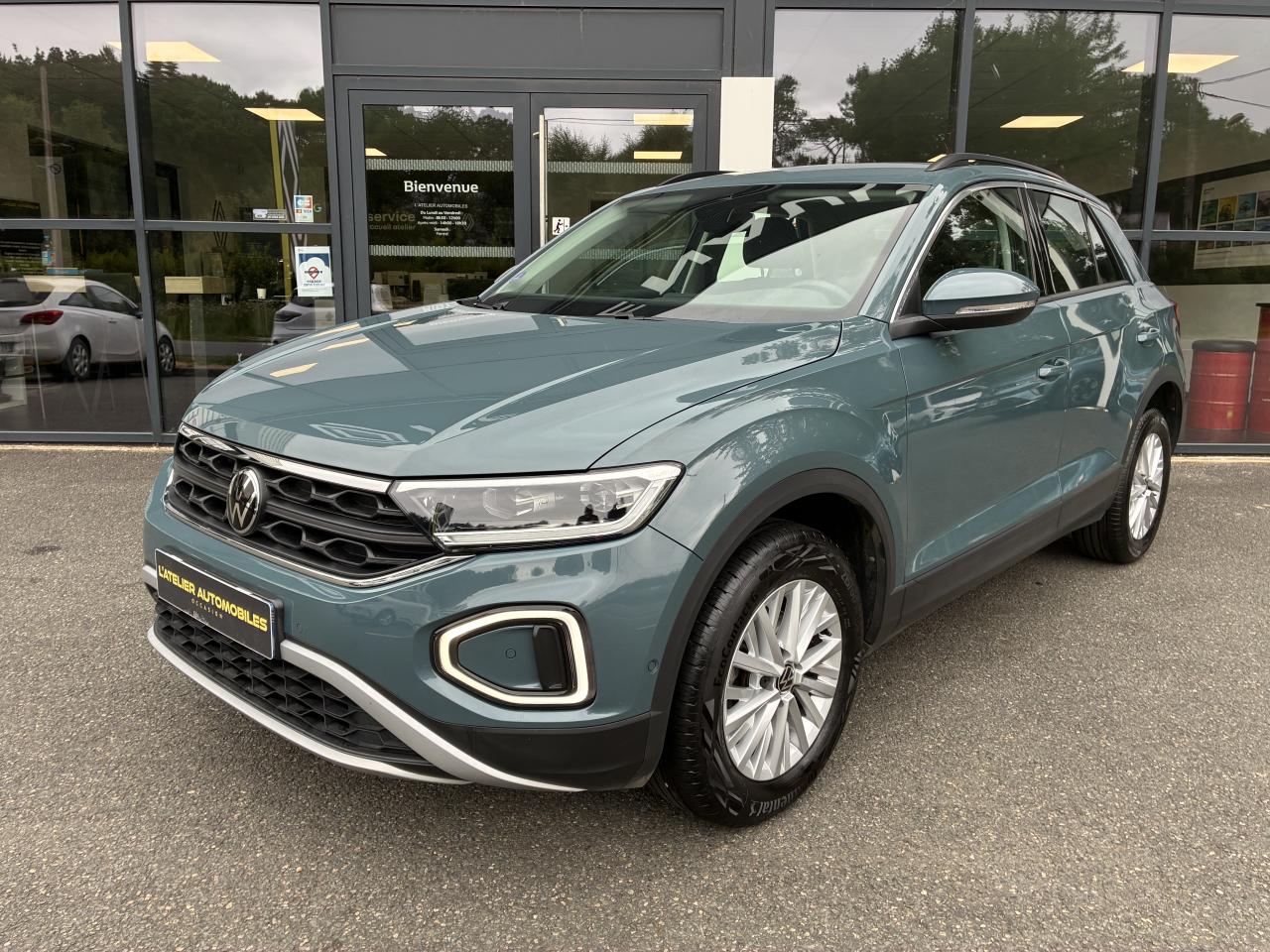 VOLKSWAGEN T-ROC