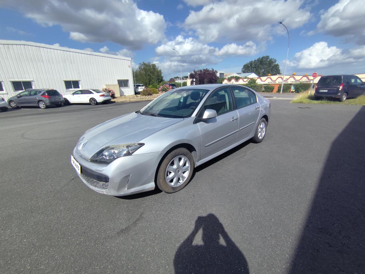 RENAULT LAGUNA