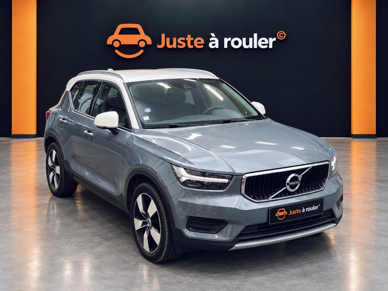 VOLVO XC40
